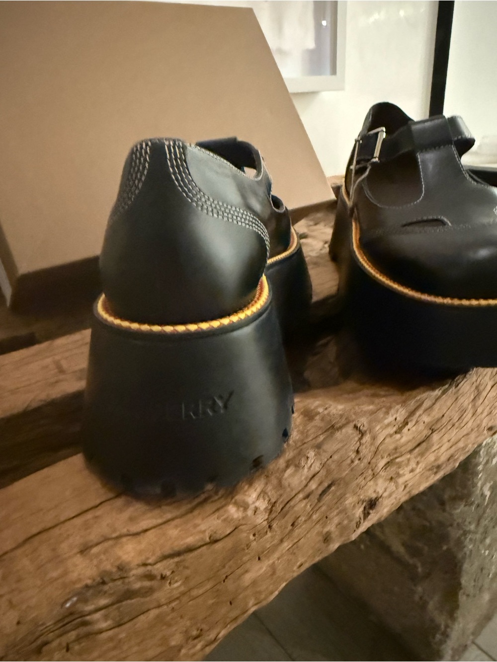 BURBERRY Black Platform Mary Jane Shoes with Buckle - Picture 4 of 14